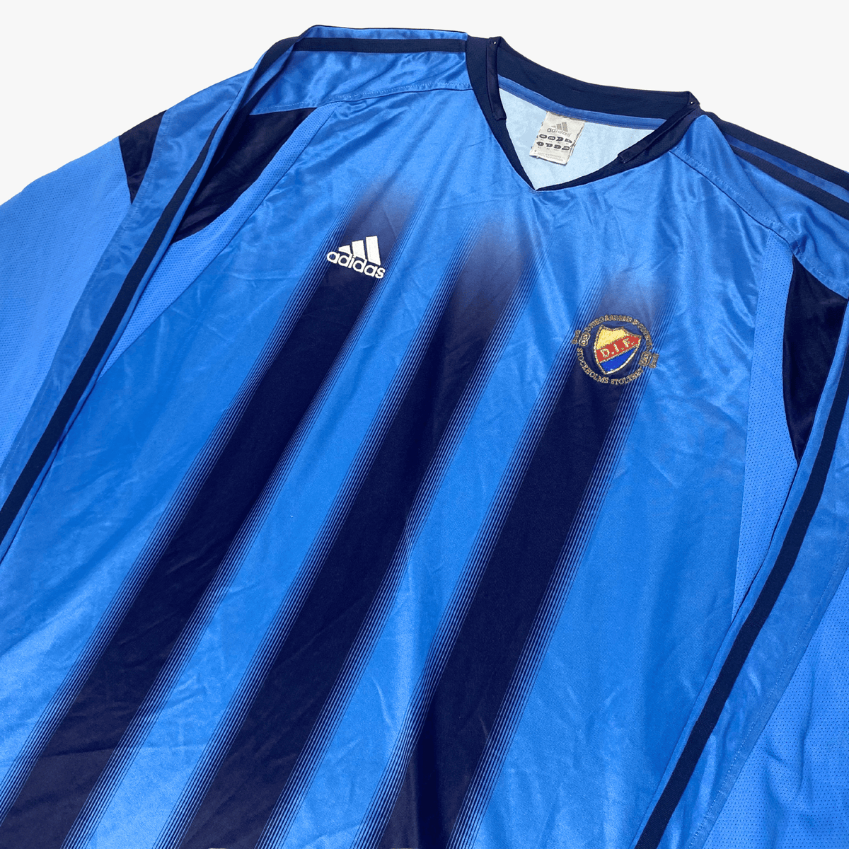 Retro Djurgårdens IF 2004-2005 Home football jersey by Adidas, size XL | Nostalgic Football Shirts