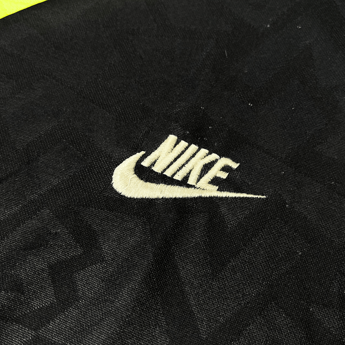 Authentic Nike Dortmund 1995-1996 Away longsleeve shirt, size XL | Nostalgic Football Shirts