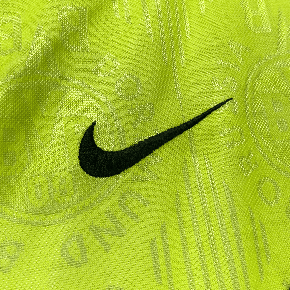 Vintage Dortmund 1996-1997 Home football shirt, size XL | Nostalgic Football Shirts