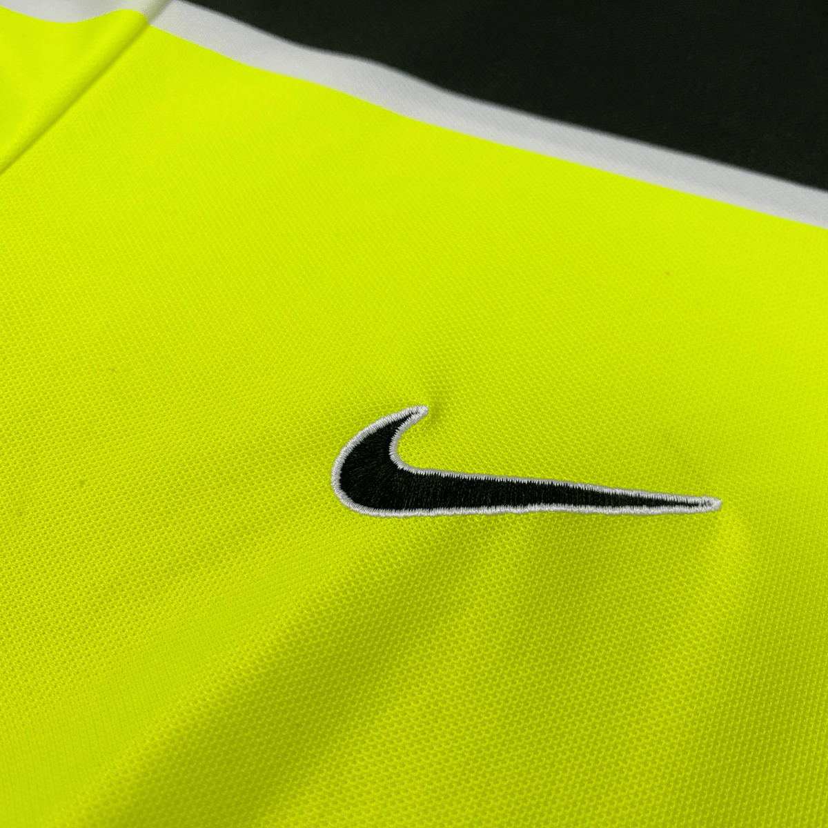 Authentic Nike Dortmund 1997-1998 Home shirt, size M | Nostalgic Football Shirts