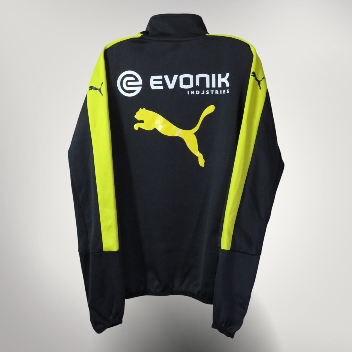 Authentic Puma Dortmund 2016-2017 Training sweater, size M | Nostalgic Football Shirts