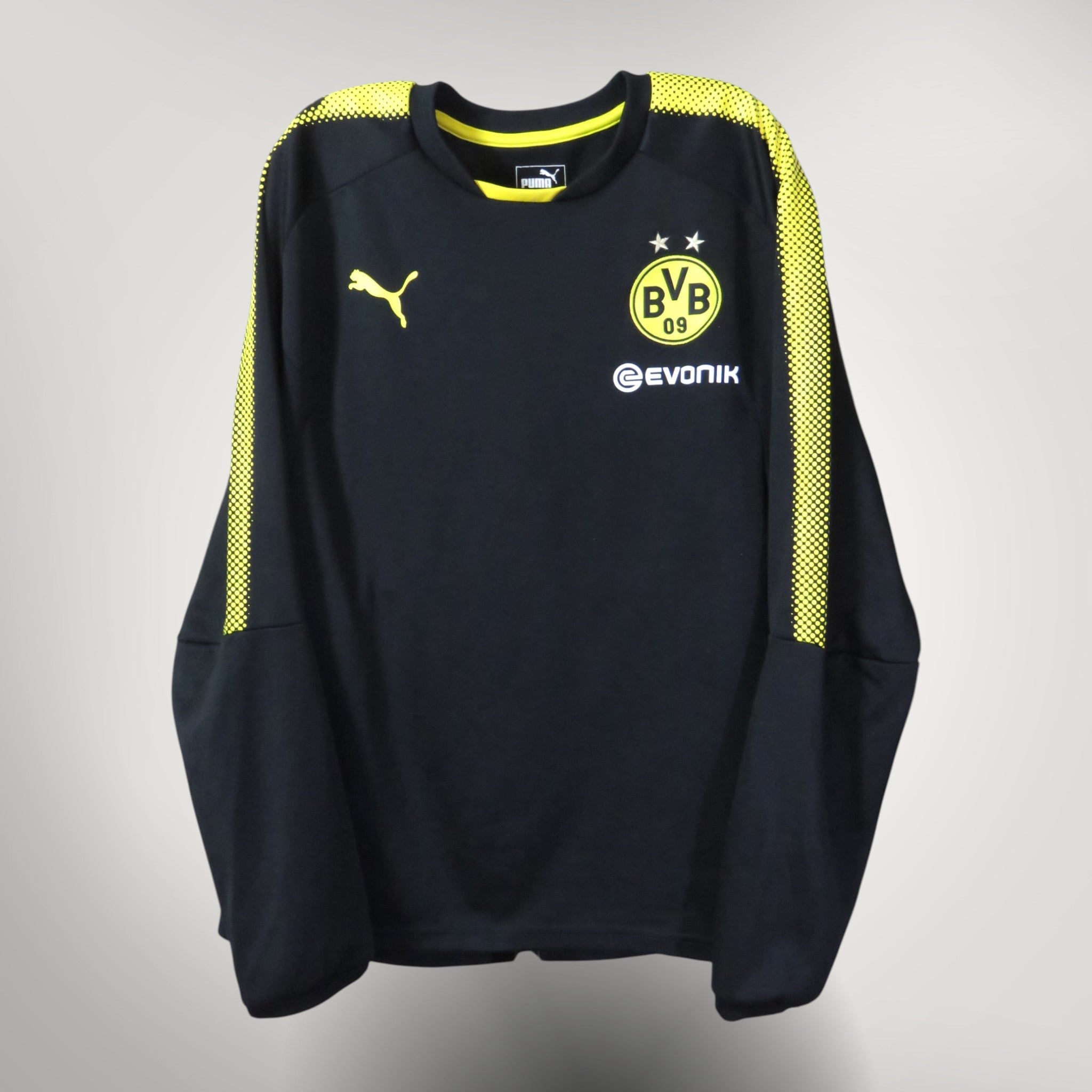 Vintage Dortmund 2017-2018 Training sweater, size M | Nostalgic Football Shirts