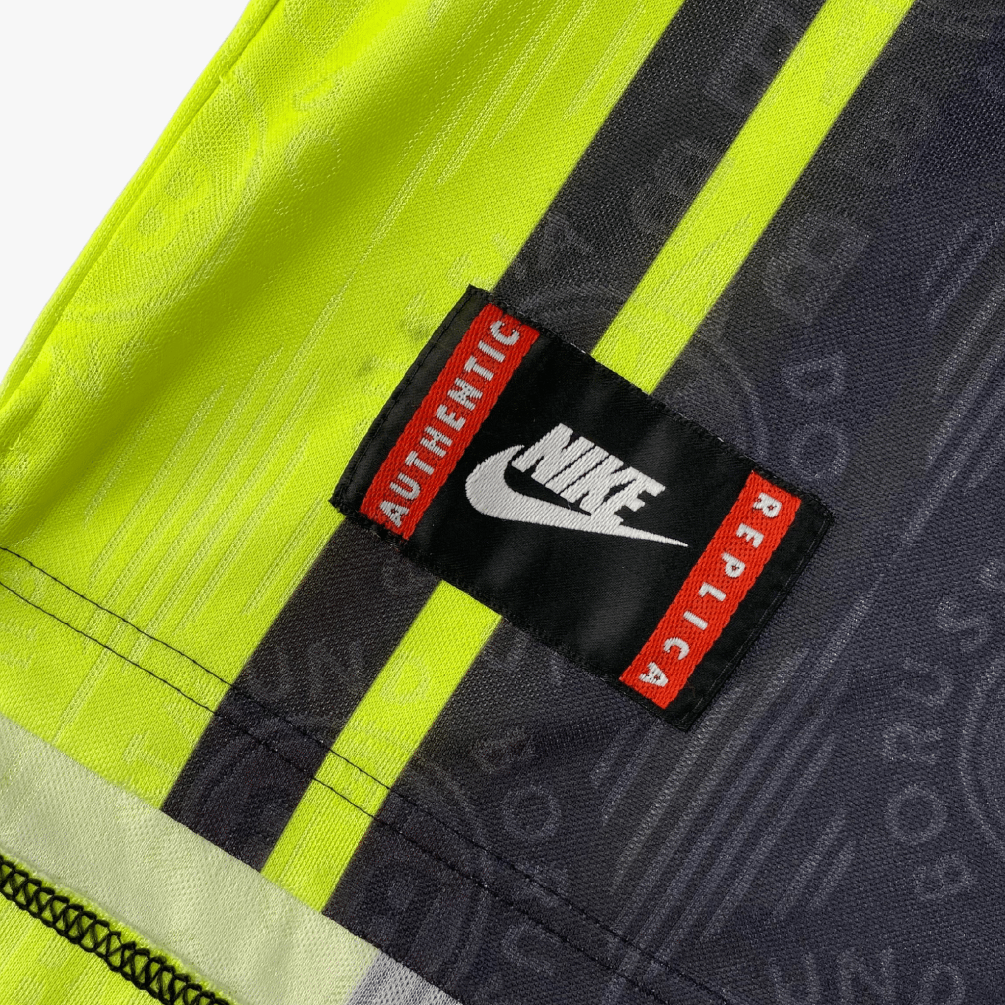 Dortmund 1996-97 Away Shirt XL