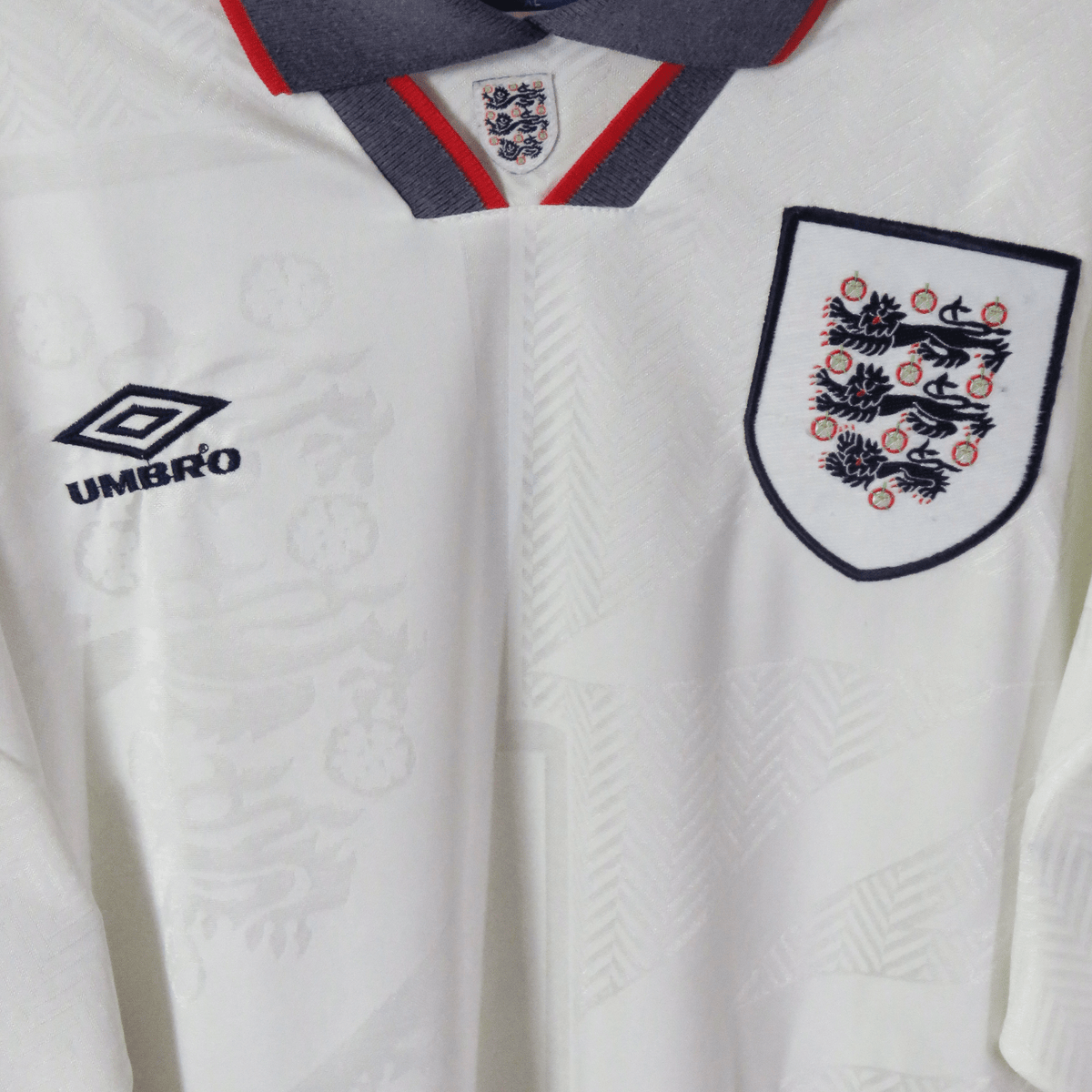 Original England 1993-1995 Home football shirt, size XL, Wright 14 | Nostalgic Football Shirts