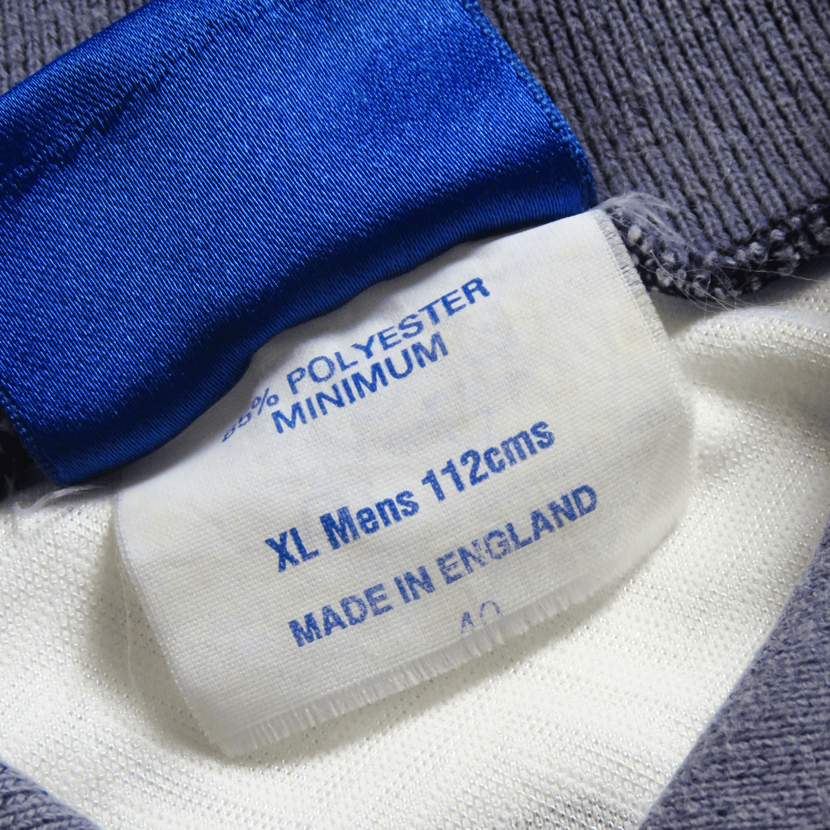 Authentic Umbro England 1993-1995 Home shirt, Wright 14 on the back, size XL | Nostalgic Football Shirts