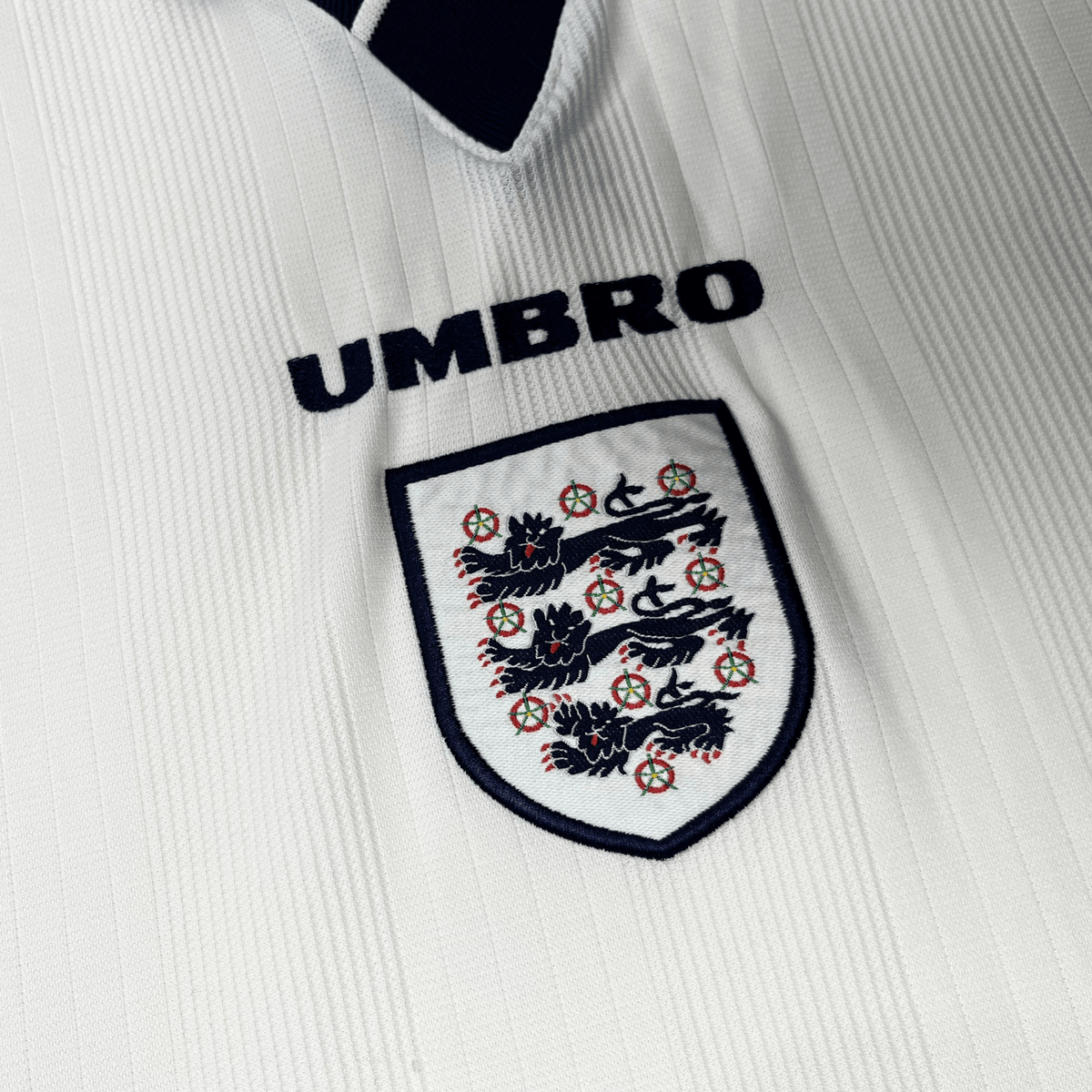 Original England 1995-1997 Home football shirt, size XL | Nostalgic Football Shirts
