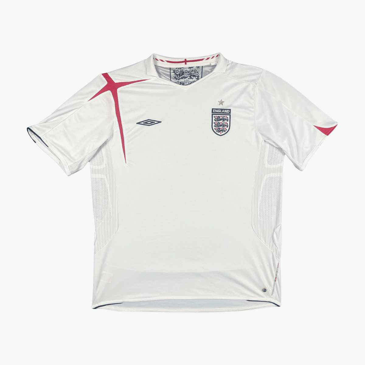 Vintage England 2005-2007 Home football shirt, size XL | Nostalgic Football Shirts