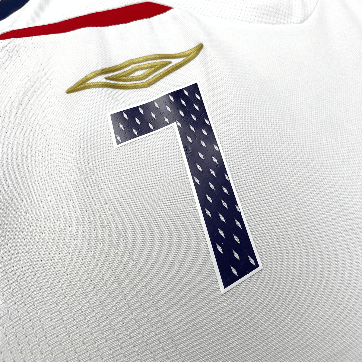 Authentic Umbro England 2007-2009 Home shirt, Beckham 7 on the back, size M | Nostalgic Football Shirts