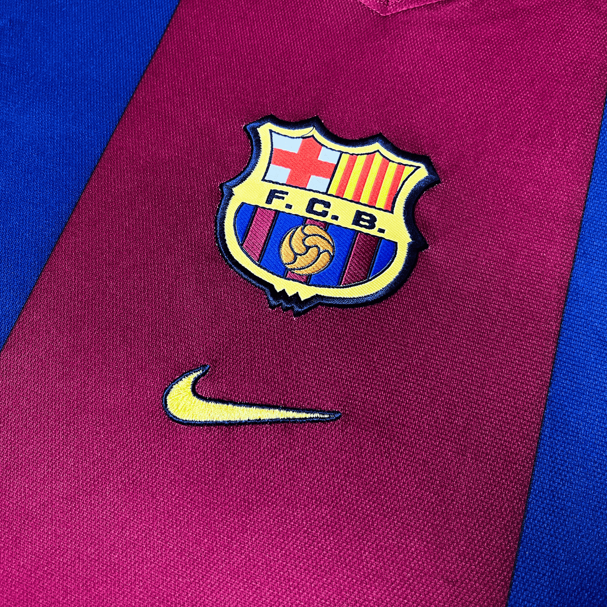 Original FC Barcelona 1998-1999 Home football shirt, size L | Nostalgic Football Shirts
