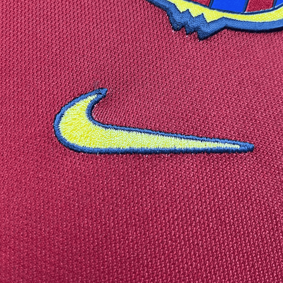 Authentic Nike FC Barcelona 1998-1999 Home shirt, Kluivert 19 on the back, size XL | Nostalgic Football Shirts