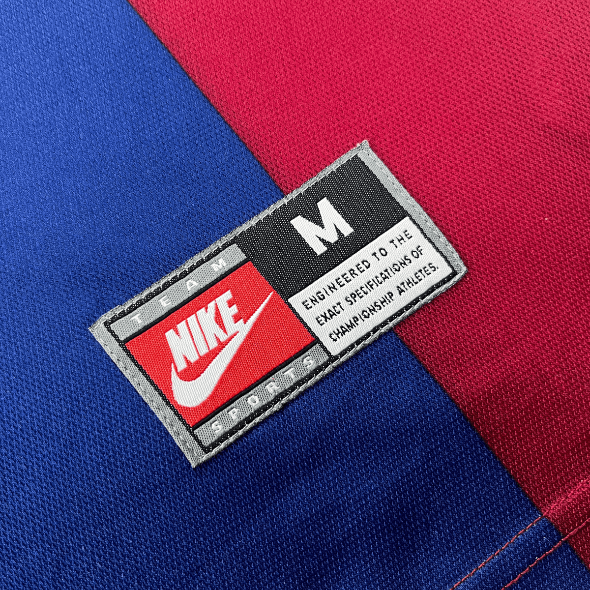 Retro FC Barcelona 1998-1999 Home football jersey by Nike, Rivaldo 11, size M | Nostalgic Football Shirts