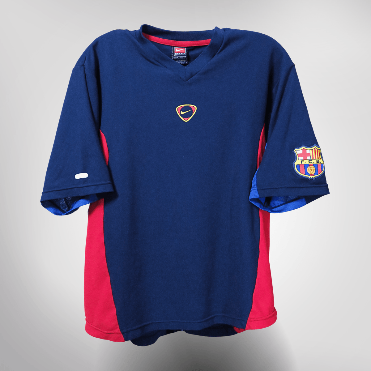 Vintage FC Barcelona 2000-2001 Training football shirt, size M | Nostalgic Football Shirts
