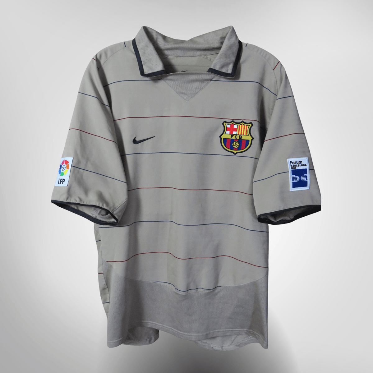 Authentic Nike FC Barcelona 2003-2004 Away shirt, Ronaldinho 10 on the back, size L | Nostalgic Football Shirts
