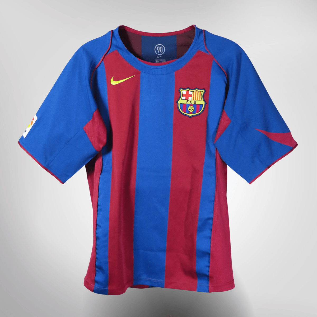 Authentic Nike FC Barcelona 2004-2005 Home shirt, Iniesta 24 on the back, size S | Nostalgic Football Shirts