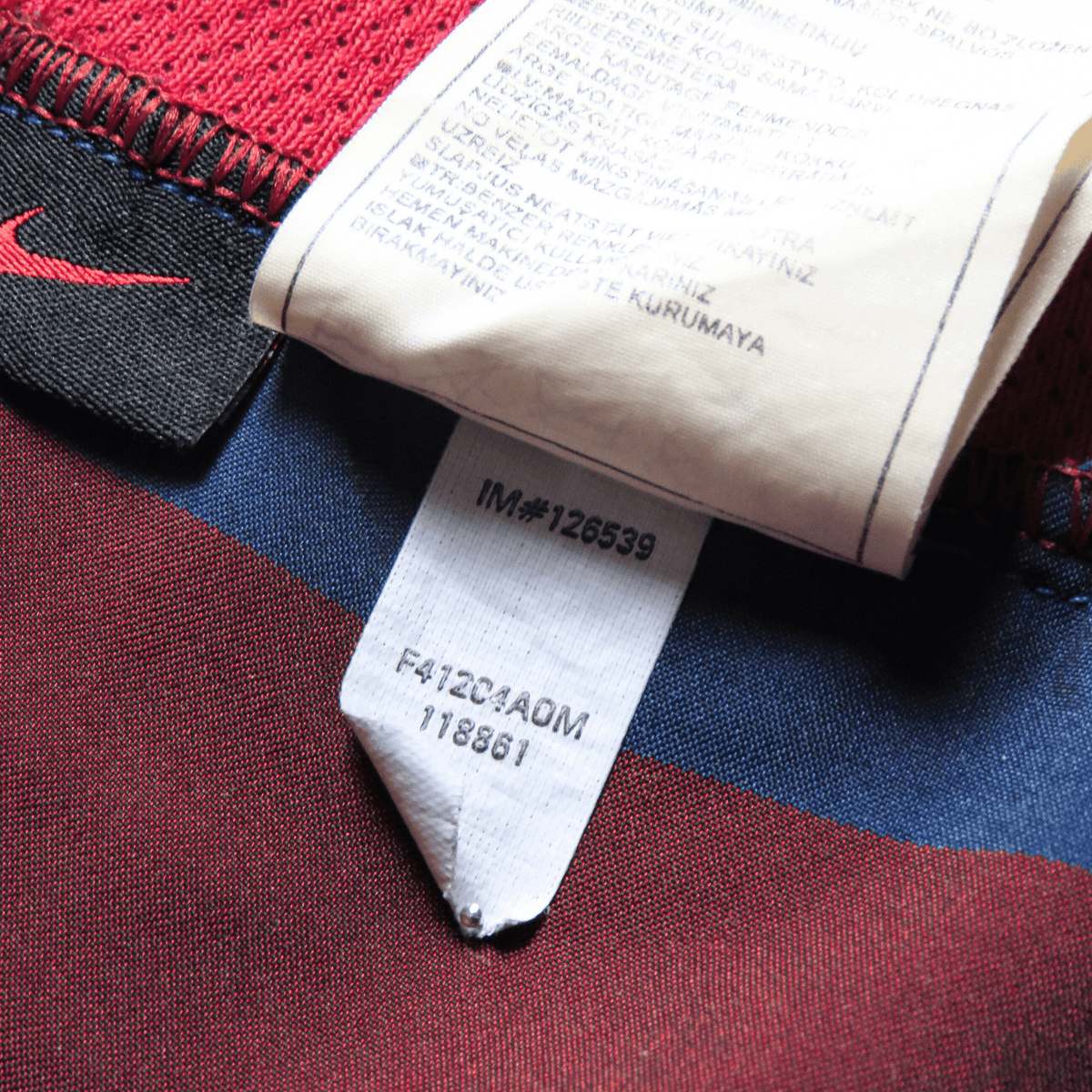 Authentic Nike FC Barcelona 2004-2005 Home shirt, Iniesta 24 on the back, size S | Nostalgic Football Shirts