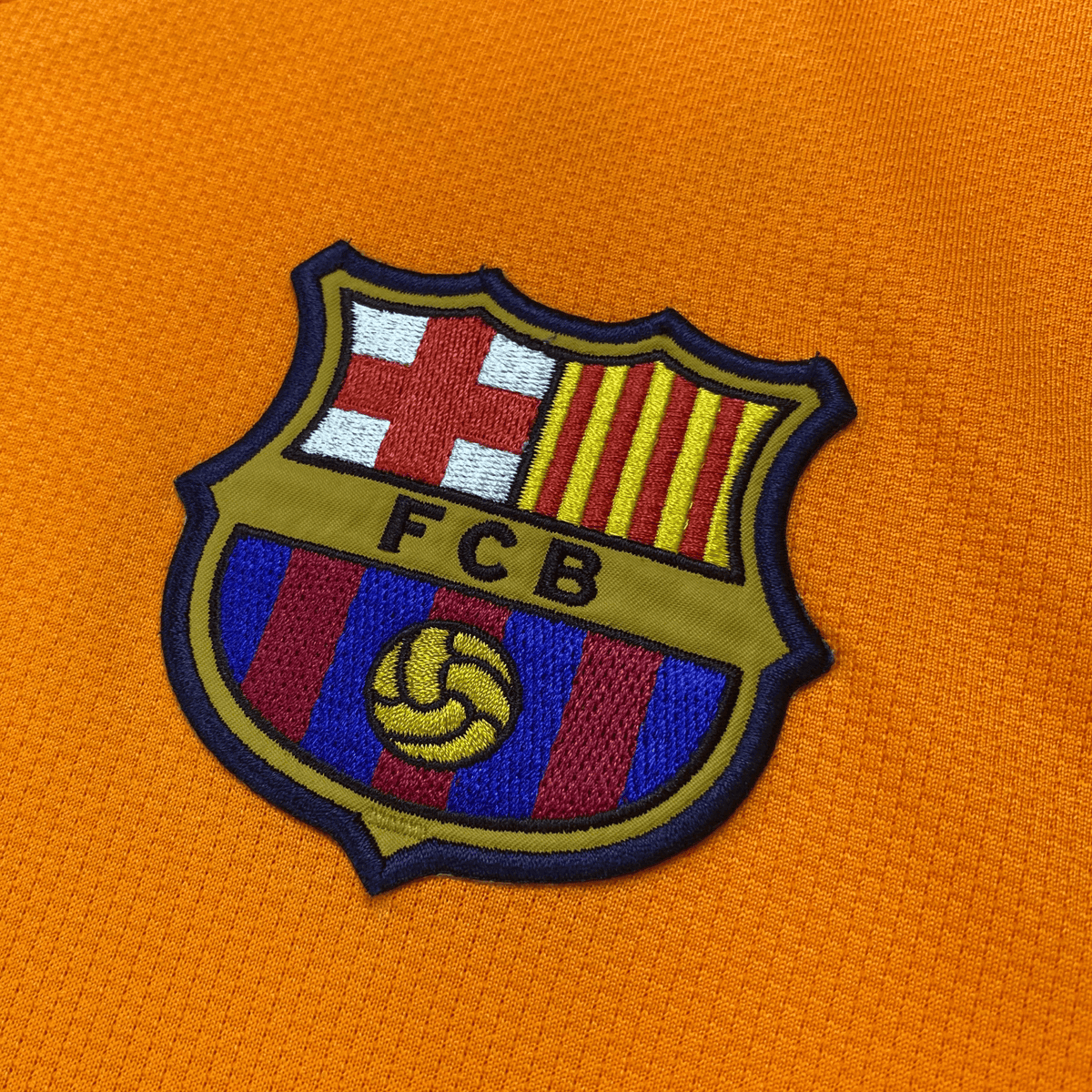 Original FC Barcelona 2006-2007 Away football shirt, size S, Messi 10 | Nostalgic Football Shirts