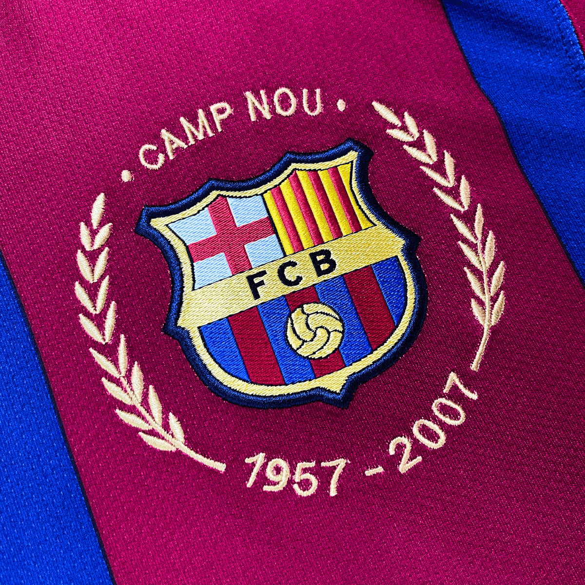 Original FC Barcelona 2007-2008 Home football shirt, size L, Messi 19 | Nostalgic Football Shirts
