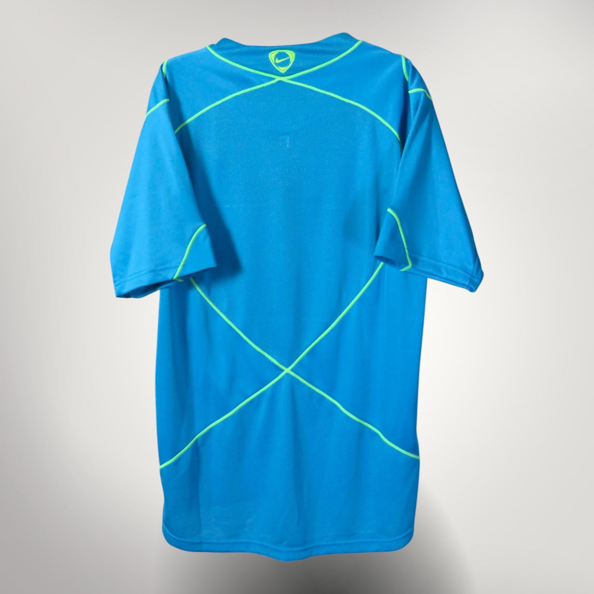 Authentic Nike FC Barcelona 2007-2008 Training brand new with tags shirt, size M | Nostalgic Football Shirts