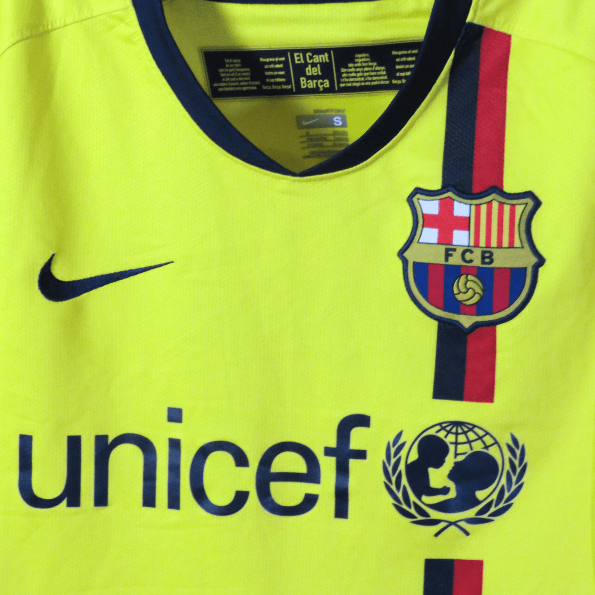 Original FC Barcelona 2008-2010 Away longsleeve football shirt, size S, Messi 10 | Nostalgic Football Shirts