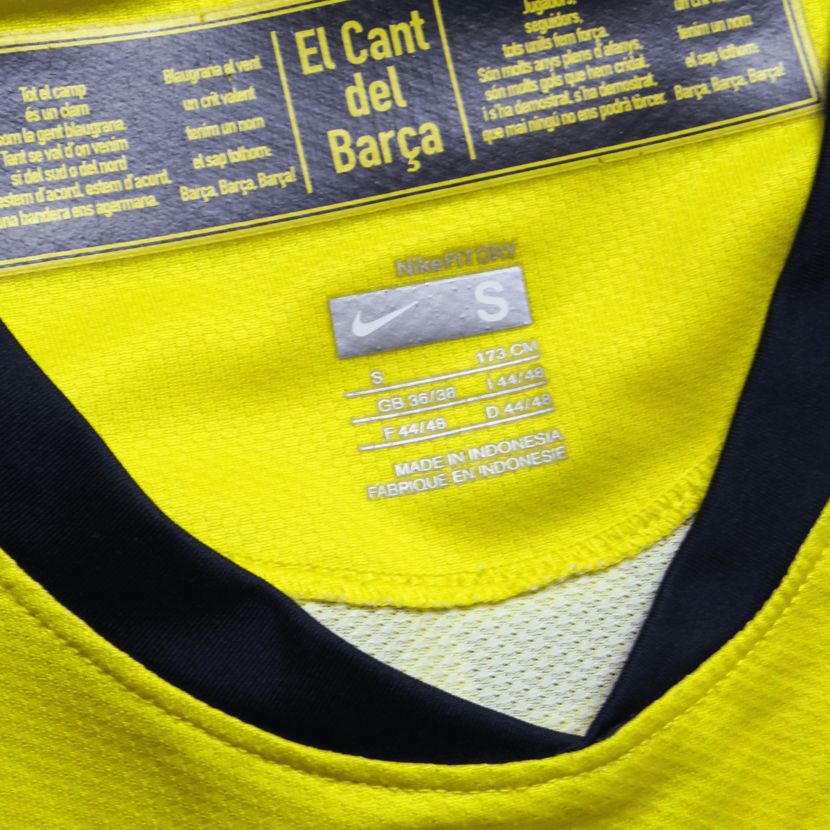 Authentic Nike FC Barcelona 2008-2010 Away longsleeve shirt, Messi 10 on the back, size S | Nostalgic Football Shirts