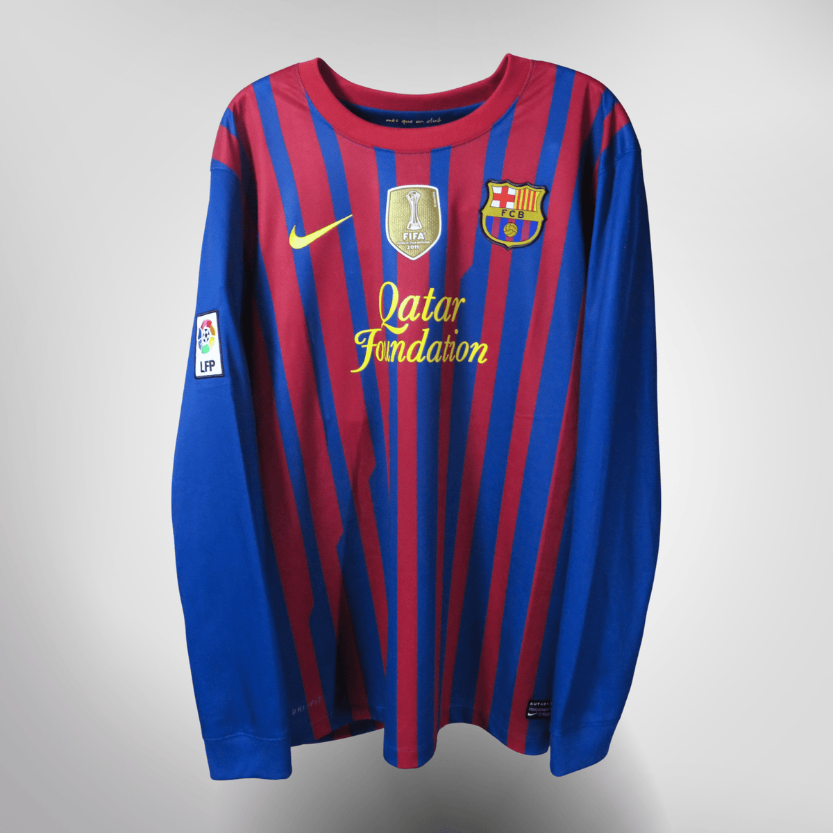 Authentic Nike FC Barcelona 2011-2012 Home longsleeve shirt, Messi 10 on the back, size XL | Nostalgic Football Shirts