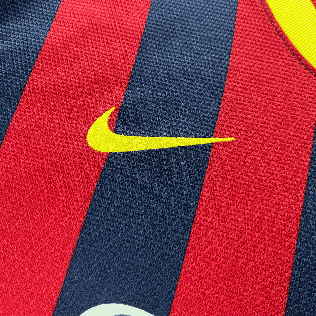 Vintage FC Barcelona 2013-2014 Home football shirt with Iniesta 8 print, size L, product code 532822-413 | Nostalgic Football Shirts