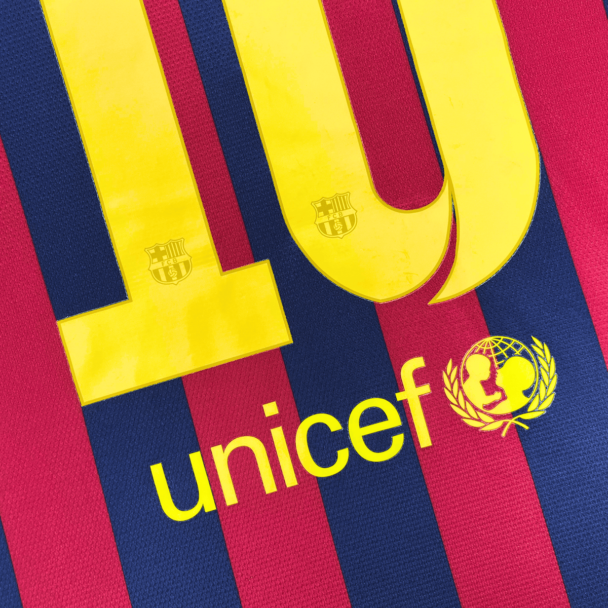Original FC Barcelona 2013-2014 Home football shirt, size M, Messi 10 | Nostalgic Football Shirts