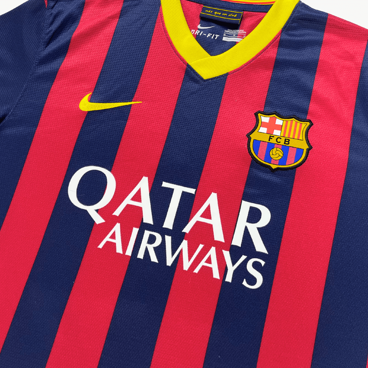 Original FC Barcelona 2013-2014 Home football shirt, size M, Messi 10 | Nostalgic Football Shirts
