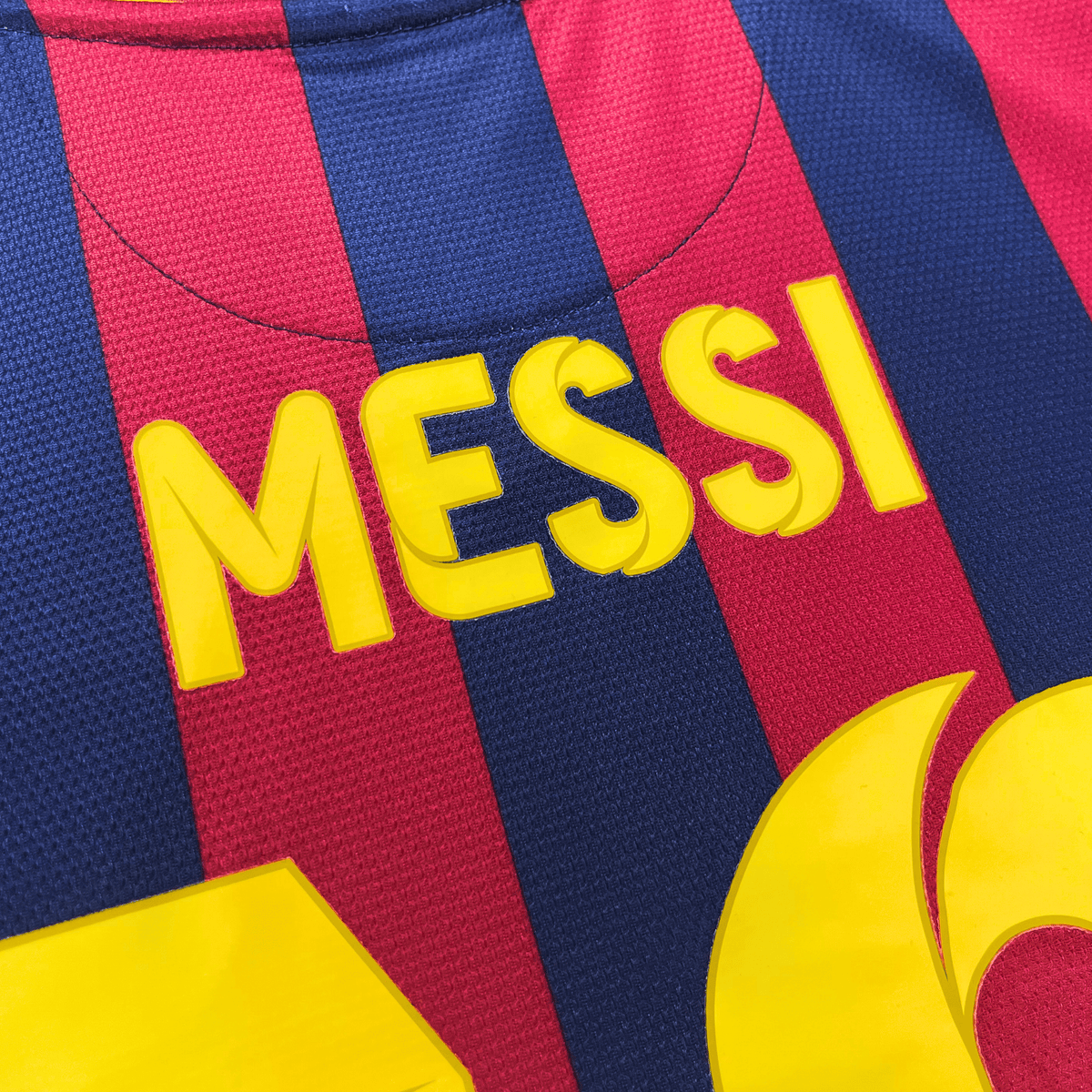 Vintage FC Barcelona 2013-2014 Home football shirt with Messi 10 print, size M | Nostalgic Football Shirts