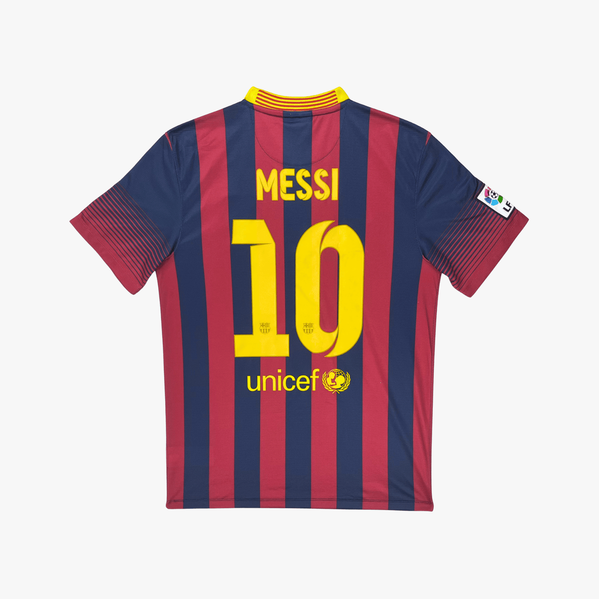 Vintage FC Barcelona 2013-2014 Home football shirt with Messi 10 print, size M | Nostalgic Football Shirts