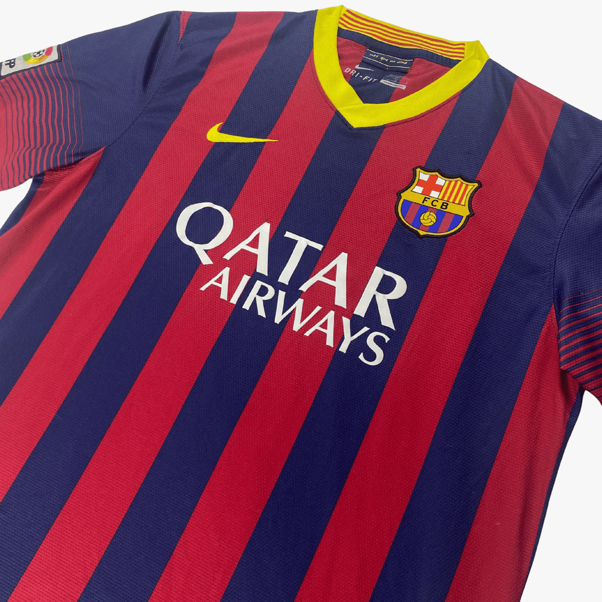 Retro FC Barcelona 2013-2014 Home football jersey by Nike, Neymar Jr 11, size L, product code 532822-413 | Nostalgic Football Shirts