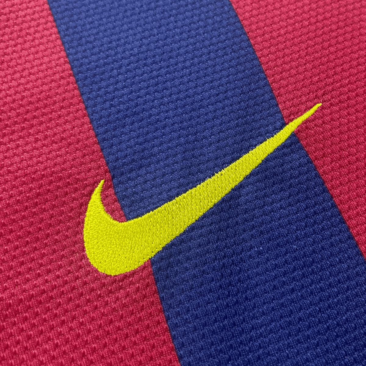 Vintage FC Barcelona 2013-2014 Home football shirt with Neymar Jr 11 print, size L, product code 532822-413 | Nostalgic Football Shirts