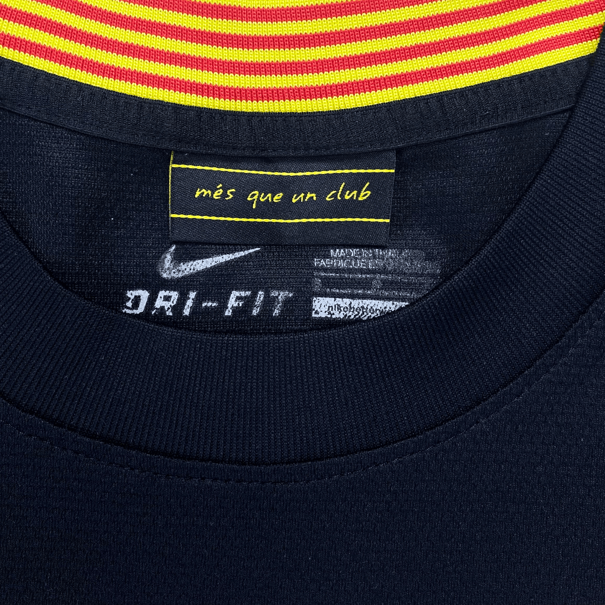 Authentic Nike FC Barcelona 2013-2014 Third shirt, Messi 10 on the back, size S | Nostalgic Football Shirts