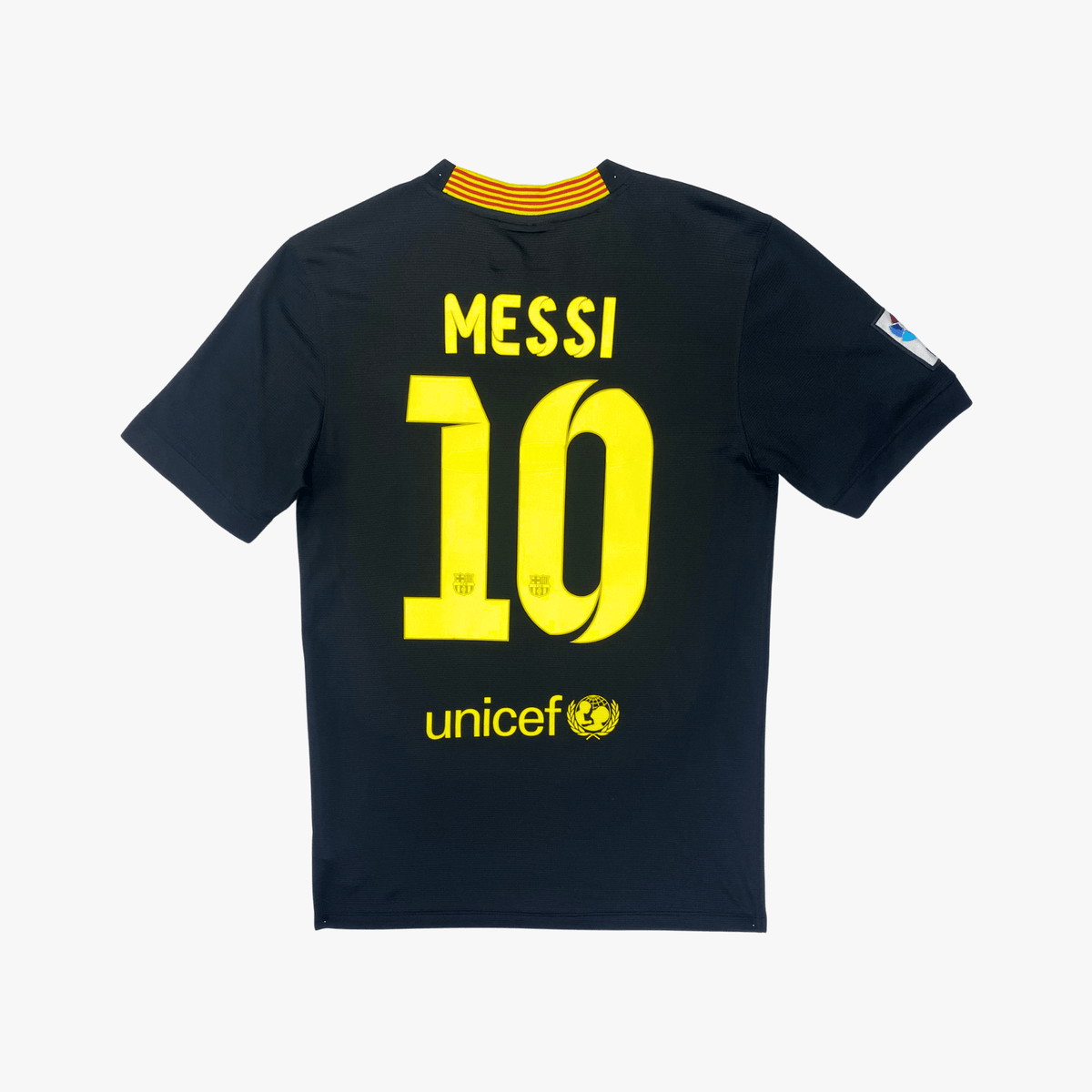 Vintage FC Barcelona 2013-2014 Third football shirt with Messi 10 print, size S | Nostalgic Football Shirts