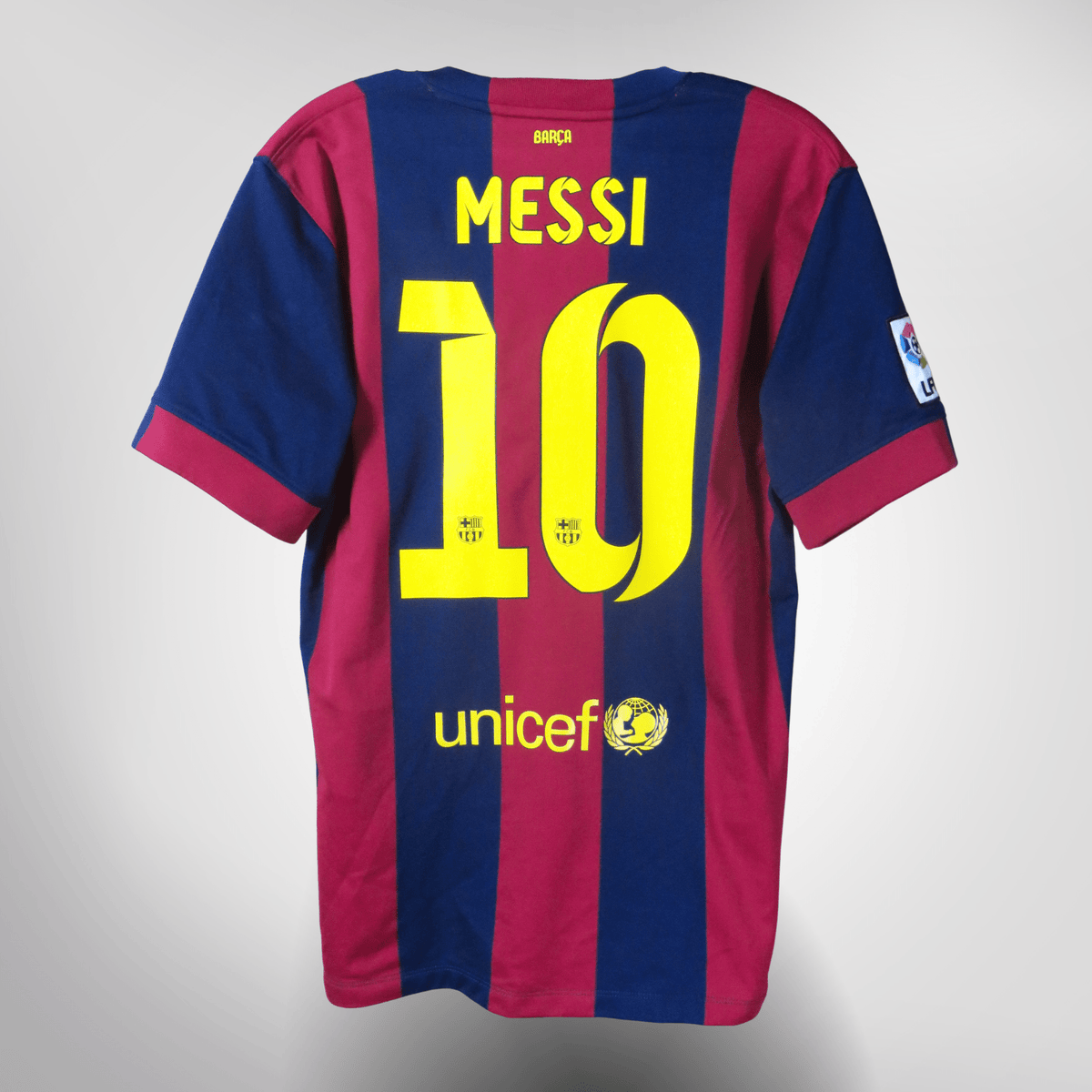 Vintage FC Barcelona 2014-2015 Home football shirt with Messi 10 print, size M | Nostalgic Football Shirts