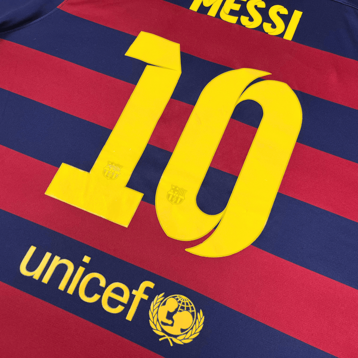 Retro FC Barcelona 2015-2016 Home football jersey by Nike, Messi 10, size XL | Nostalgic Football Shirts