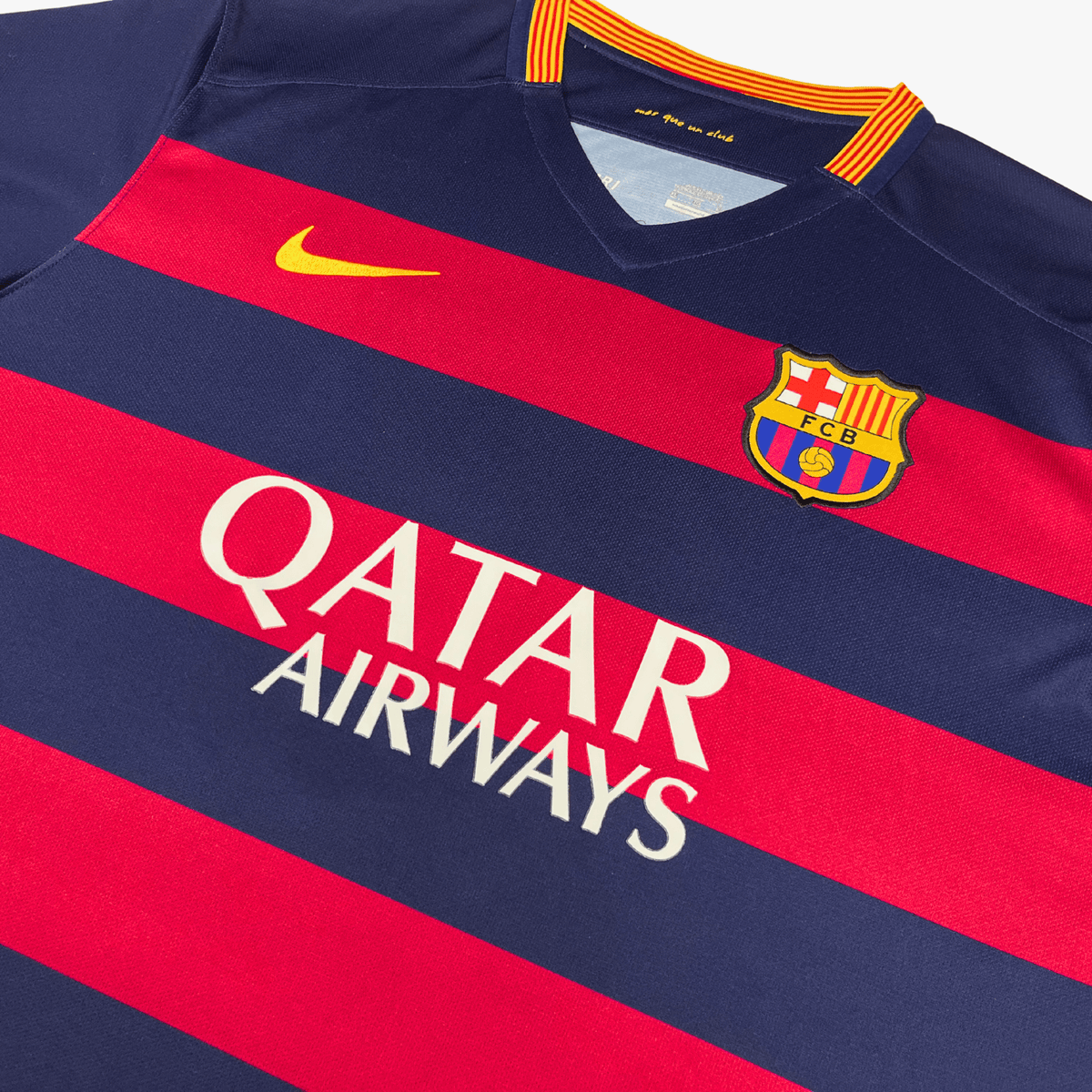 Original FC Barcelona 2015-2016 Home football shirt, size XL, Messi 10 | Nostalgic Football Shirts