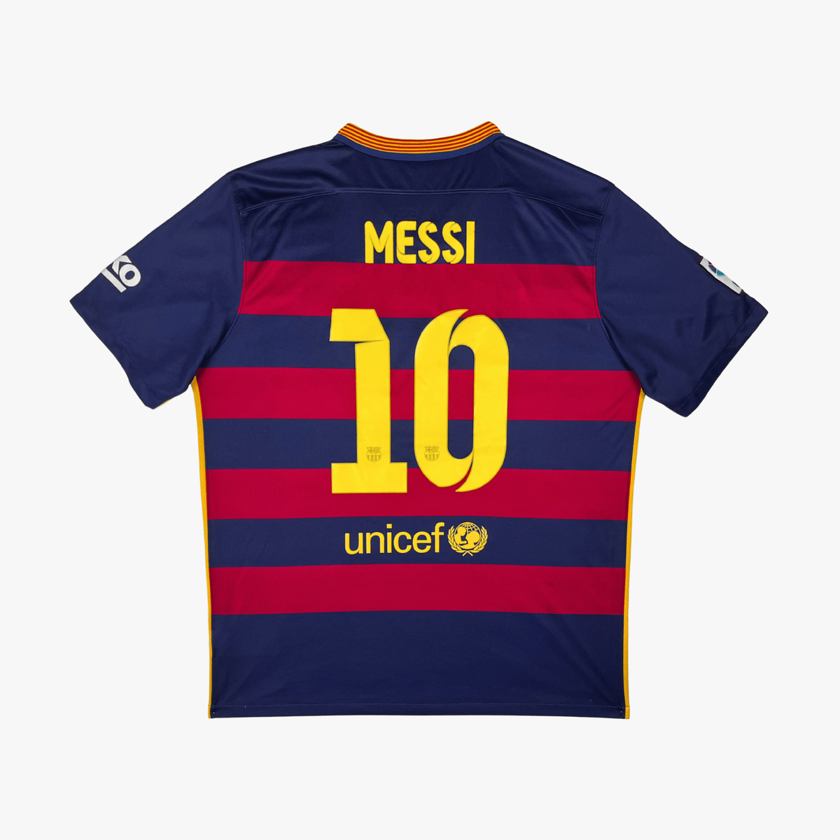 Vintage FC Barcelona 2015-2016 Home football shirt with Messi 10 print, size XL | Nostalgic Football Shirts