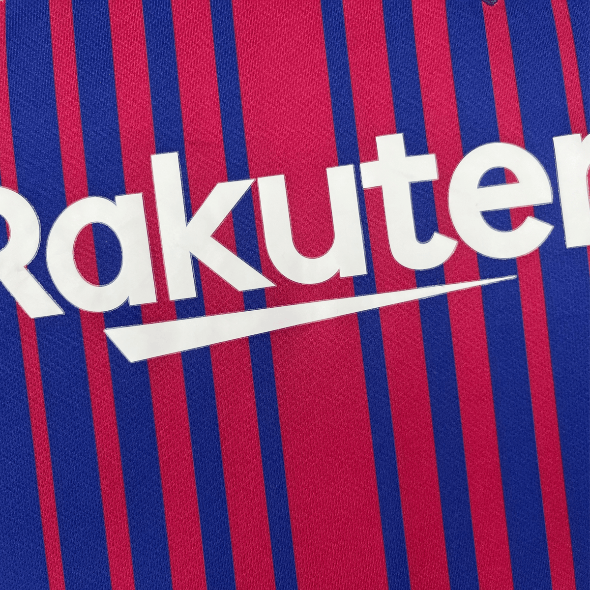 Retro FC Barcelona 2017-2018 Home football jersey by Nike, Messi 10, size S | Nostalgic Football Shirts
