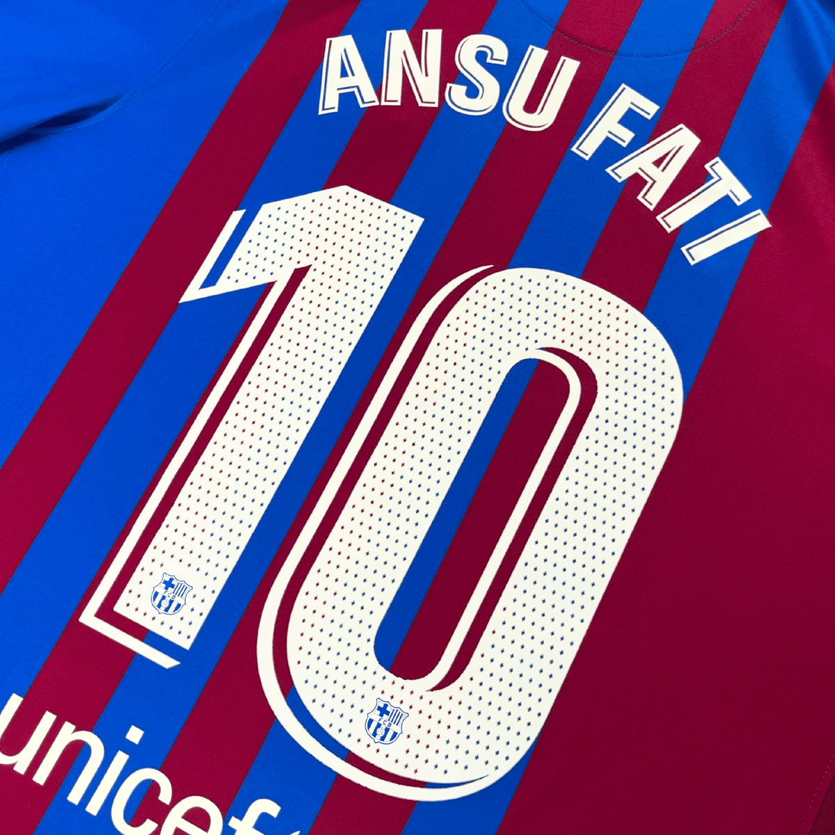Original FC Barcelona 2021-2022 Home football shirt, size L, Ansu Fati 10 | Nostalgic Football Shirts