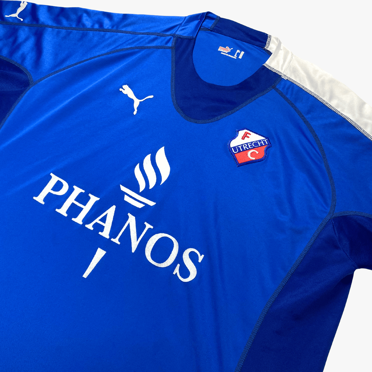 Retro FC Utrecht 2005-2006 Away football jersey by Puma, size XXL | Nostalgic Football Shirts