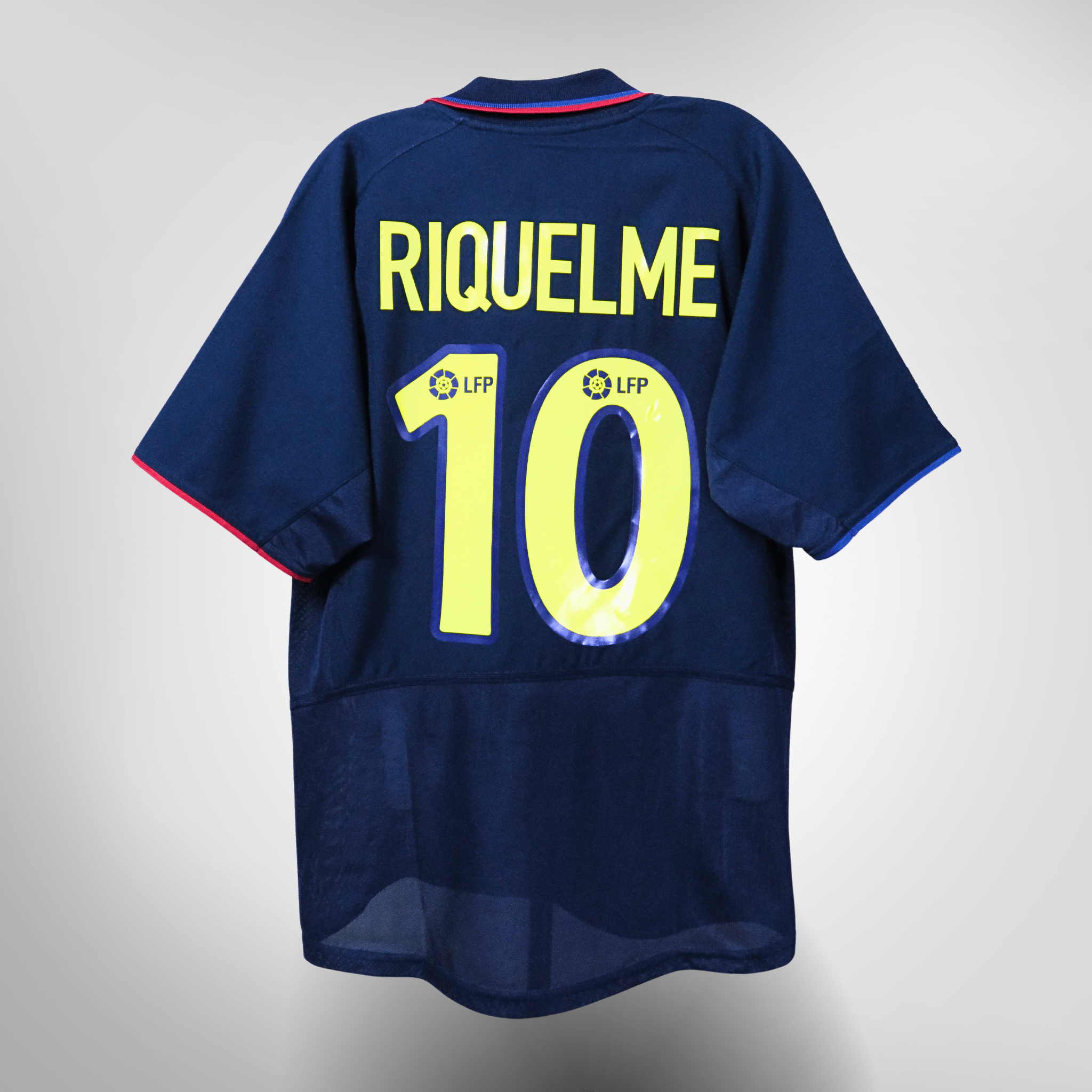FC Barcelona 2002-03 Away Riquelme #10 Shirt M