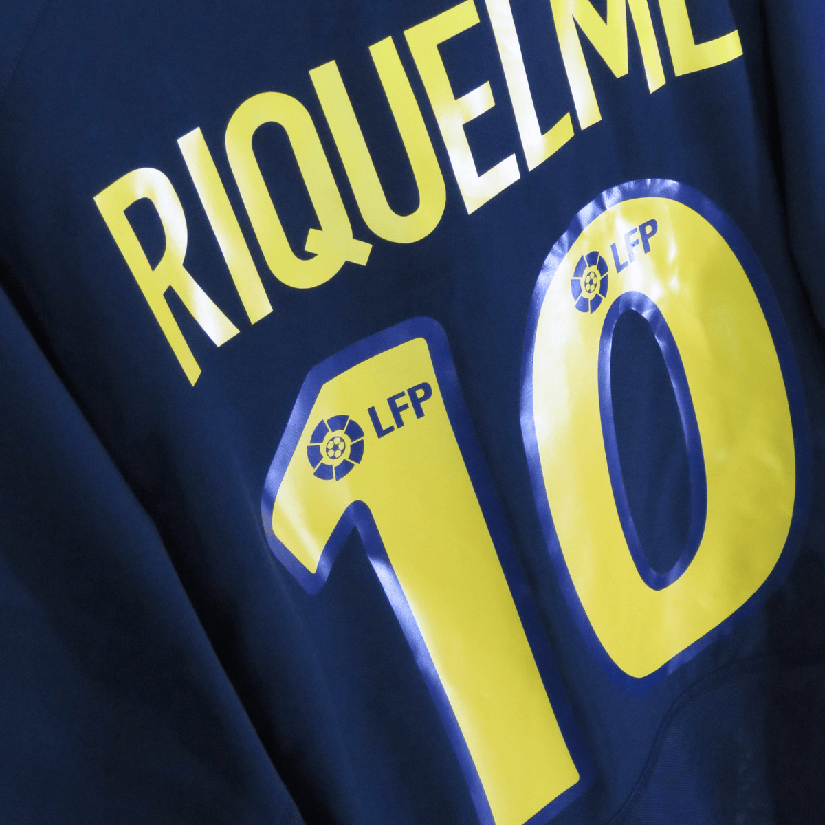 FC Barcelona 2002-03 Away Riquelme #10 Shirt M