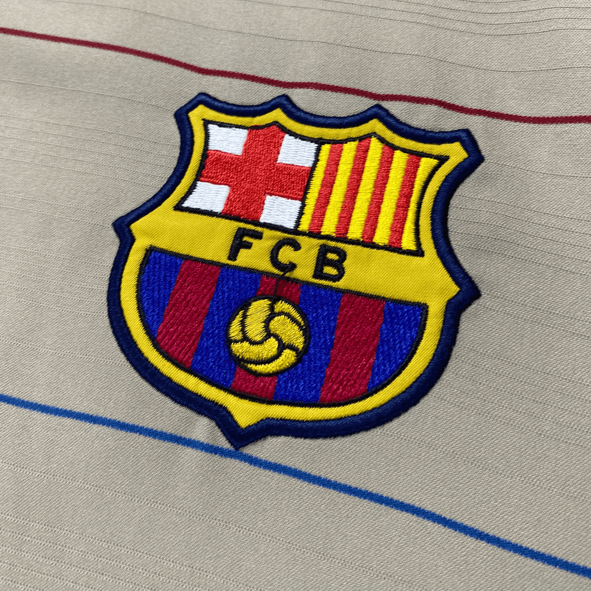 FC Barcelona 2003-04 Away Ronaldinho #10 Shirt M