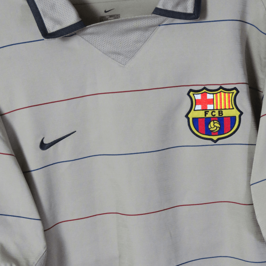 FC Barcelona 2003-04 Away Ronaldinho #10 Shirt L