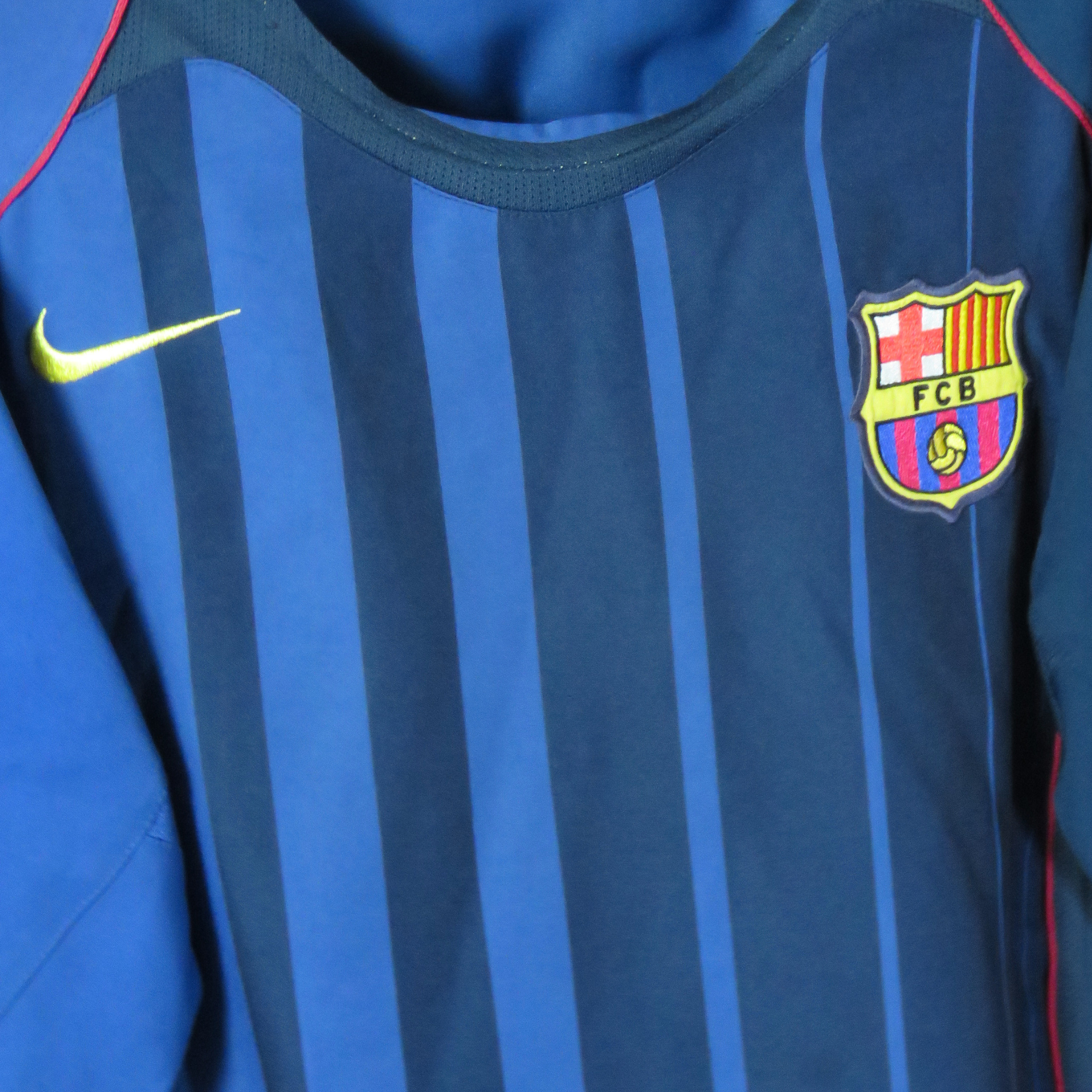 FC Barcelona 2004-05 Away Messi #30 Shirt L