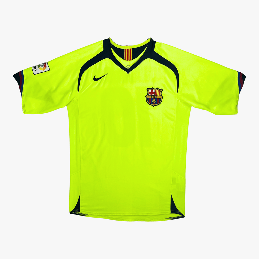 FC Barcelona 2005-06 Away Ronaldinho #10 Shirt M