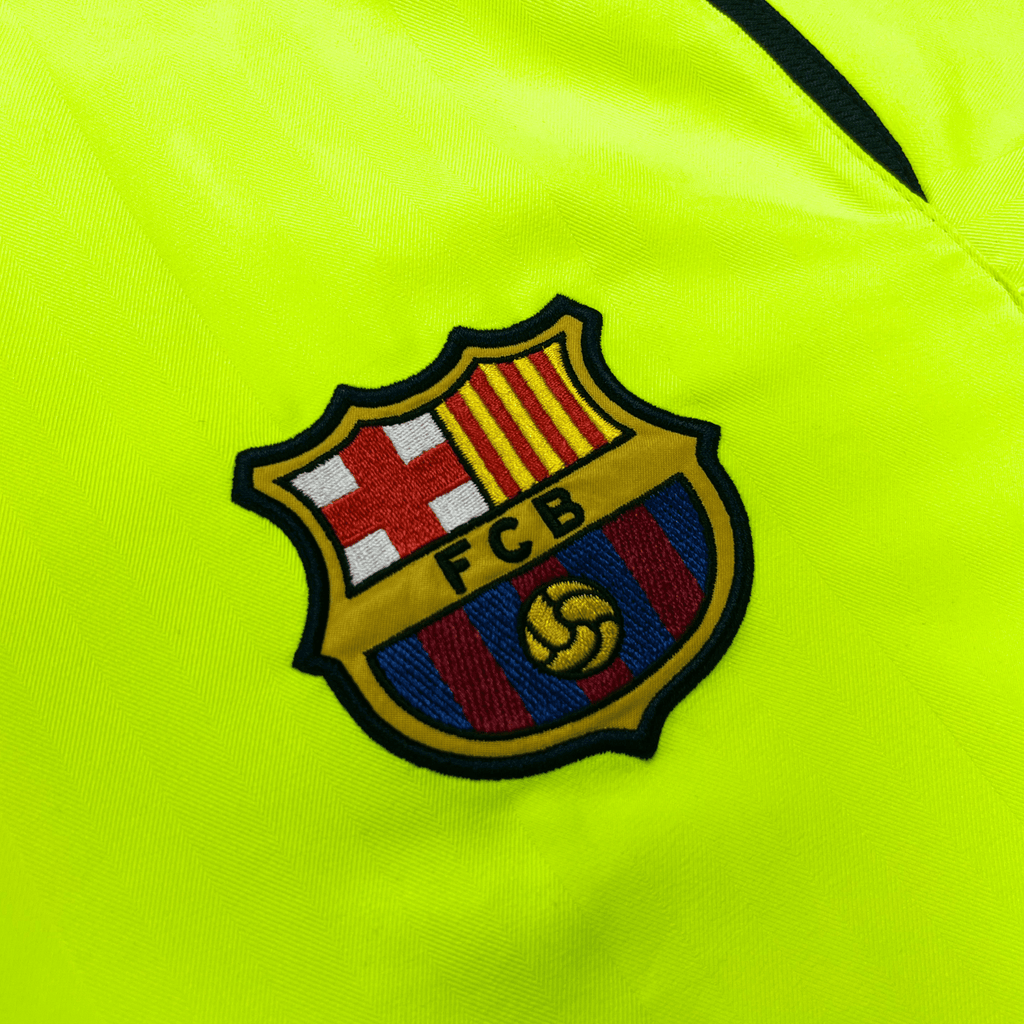 FC Barcelona 2005-06 Away Ronaldinho #10 Shirt M