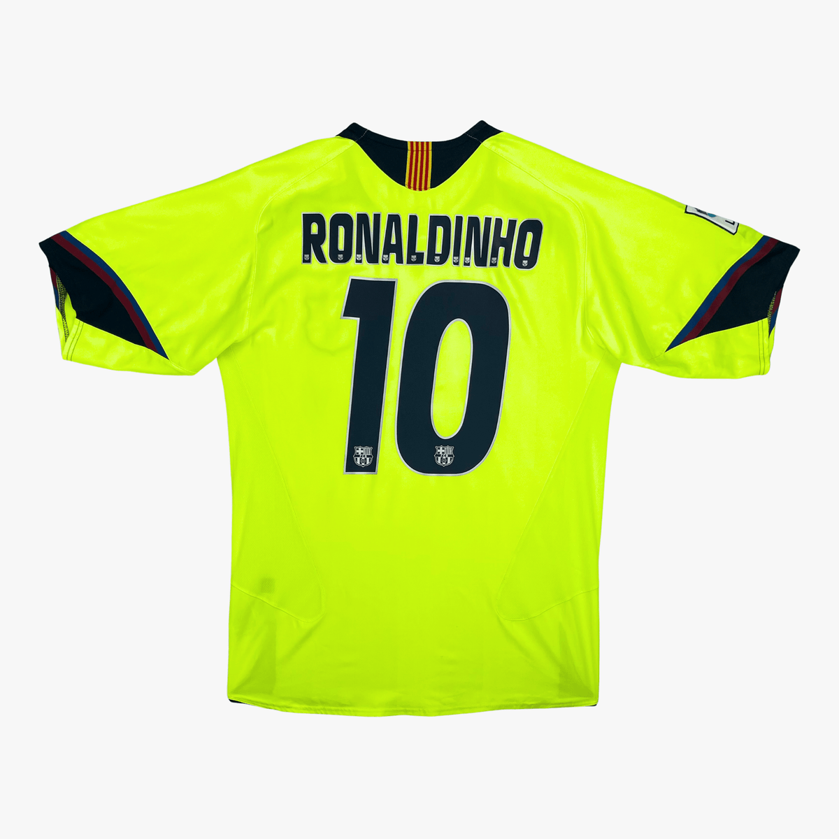 FC Barcelona 2005-06 Away Ronaldinho #10 Shirt M