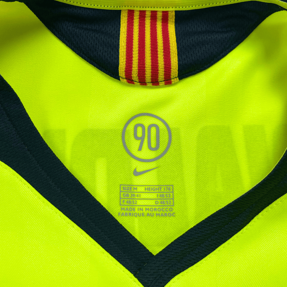 FC Barcelona 2005-06 Away Ronaldinho #10 Shirt M